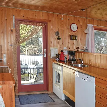 Three-bedroom Holiday In * Jerup